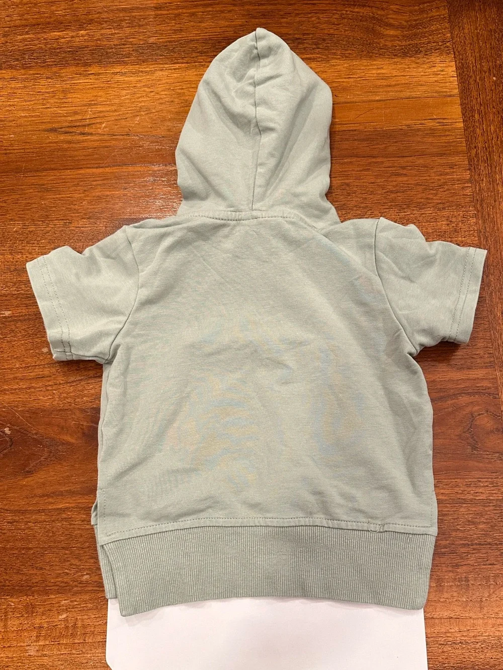 EUC Little Bipsy Short Sleeve Hoodie, Sage Green, 6-12 Months